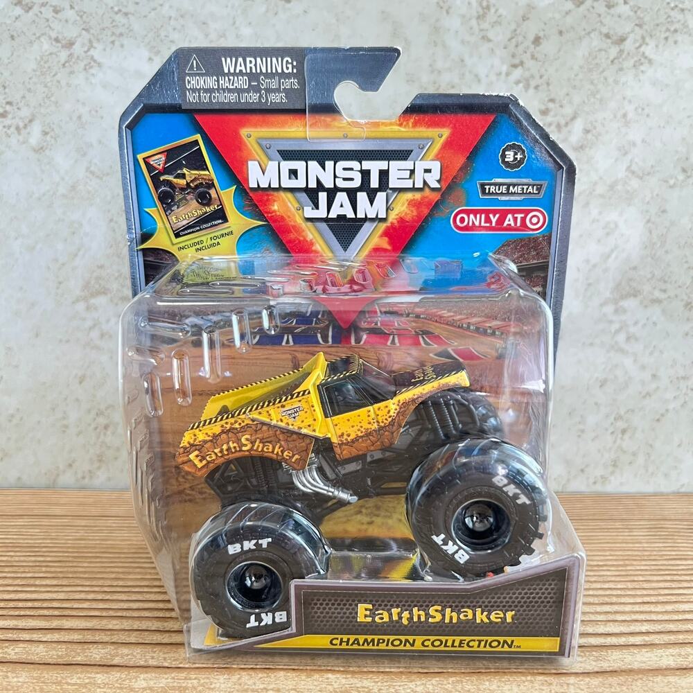 Monster Jam Series Earth Shaker Champion Truck + Collectible Trading Card - NEW!